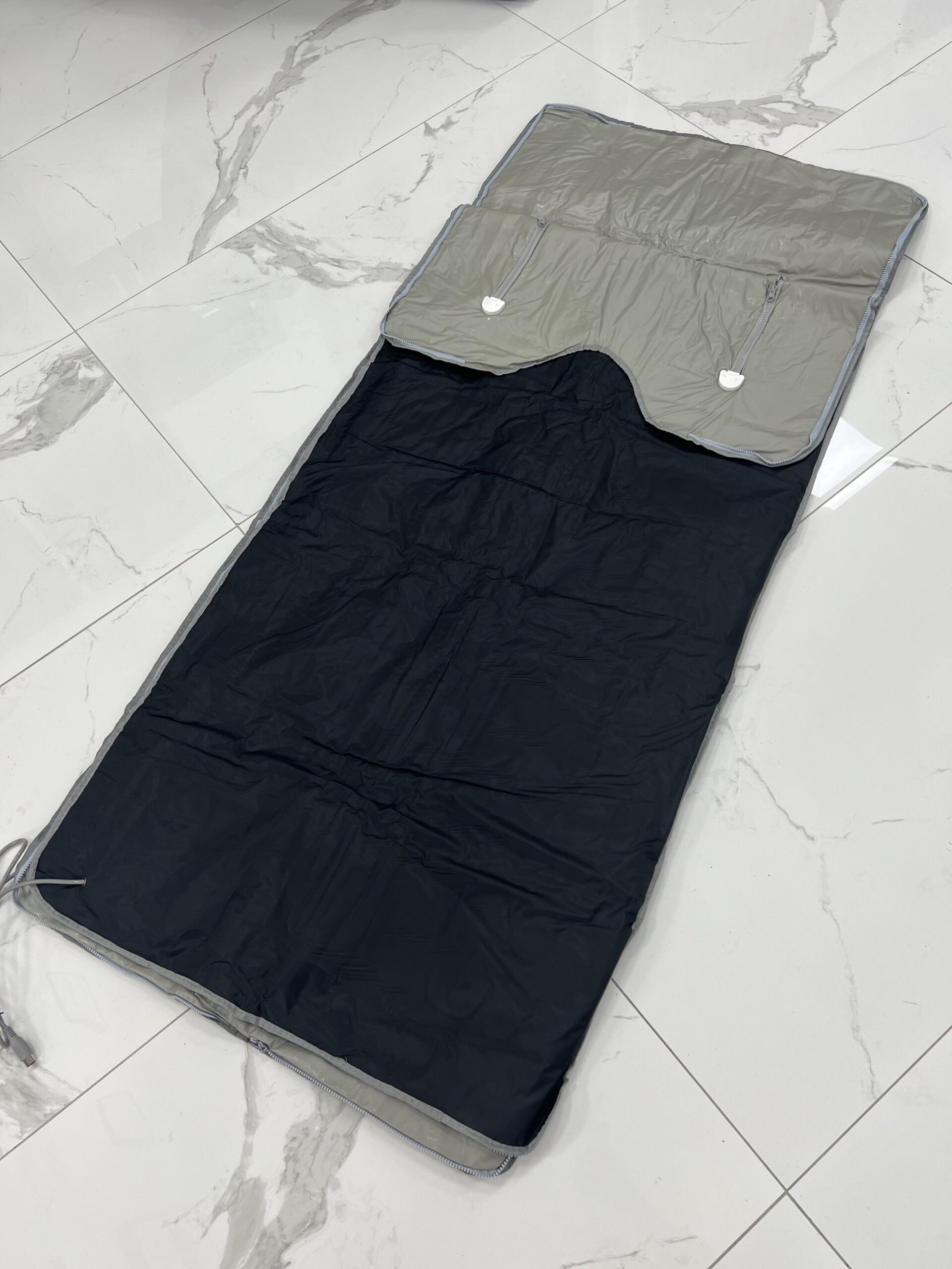 Infrared sauna blanket