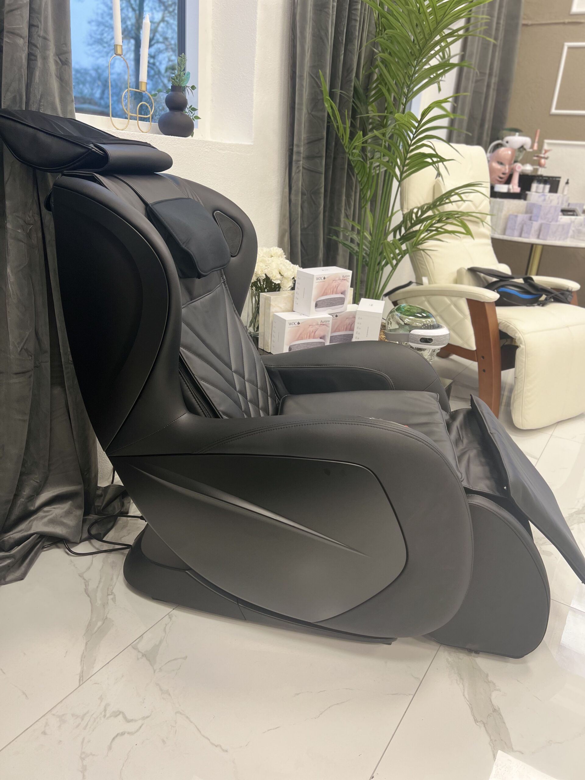 Neptun plus massage chair from World of Comfort neck and back massage